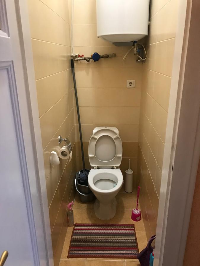 Apartment On Hoholya Street Чернивци Екстериор снимка
